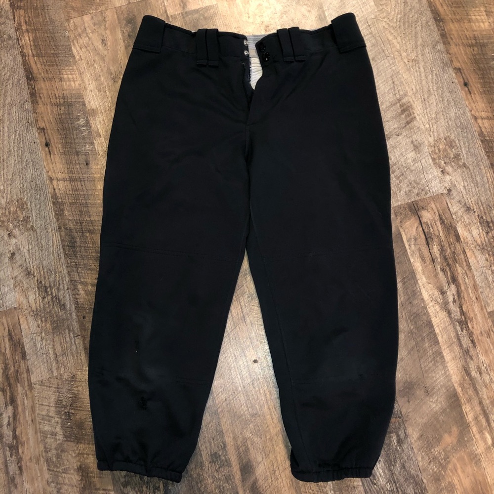 Women’s Mizuno Softball Pants.